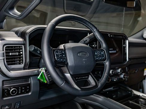Used 2025 Ford F350 Platinum image 16