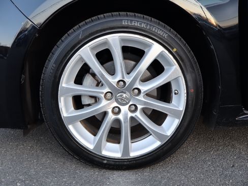 Used 2013 Toyota Avalon XLE Touring image 34