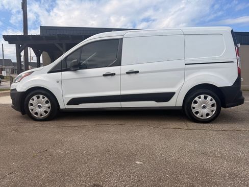 Used 2020 Ford Transit Connect XL image 3