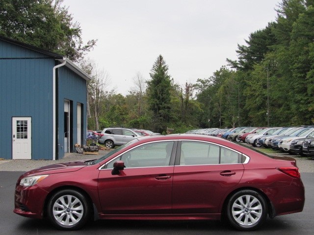 Used 2015 Subaru Legacy 2.5i Premium AWD/4WD image 4