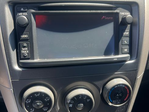 Used 2013 Toyota Corolla S FWD image 13