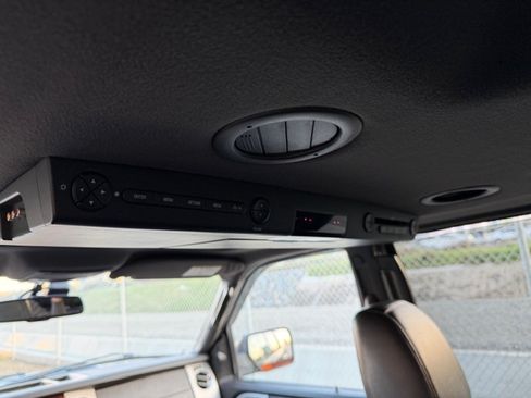 Used 2010 Ford Expedition Limited image 21