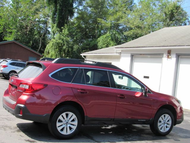 Used 2019 Subaru Outback 2.5i Premium AWD/4WD image 7