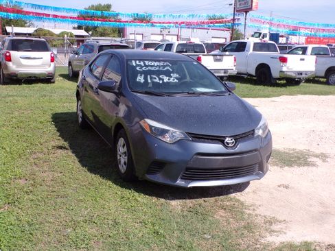 Used 2014 Toyota Corolla image 5