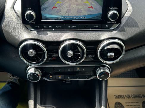 Used 2022 Nissan Sentra S image 9