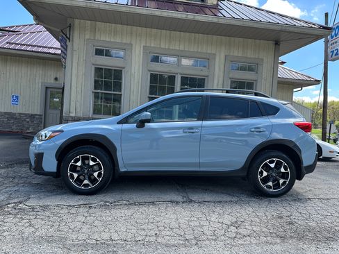 Used 2019 Subaru Crosstrek 2.0i Premium AWD/4WD image 2