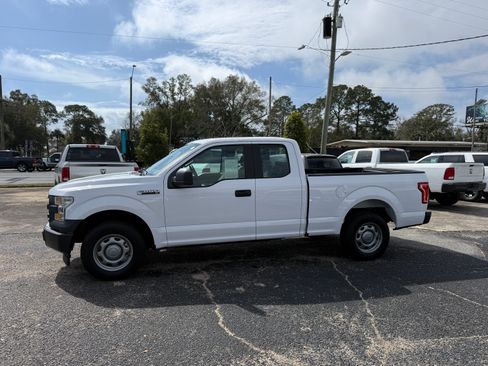 Used 2017 Ford F150 XL image 3