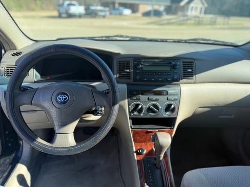 Used 2006 Toyota Corolla CE image 4