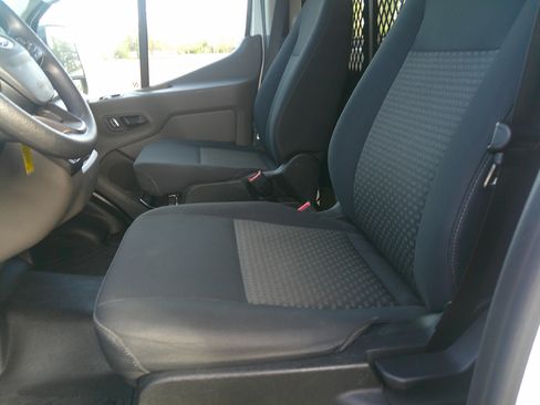 Used 2024 Ford Transit 250 XL image 11