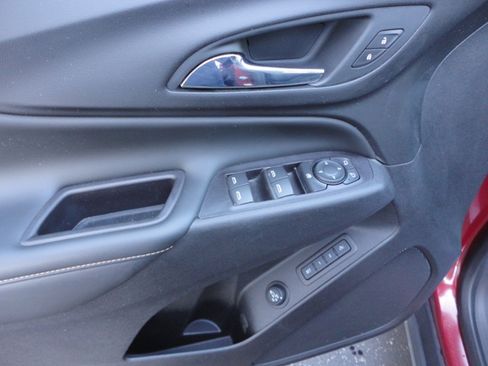 Used 2020 Chevrolet Equinox Premier image 15