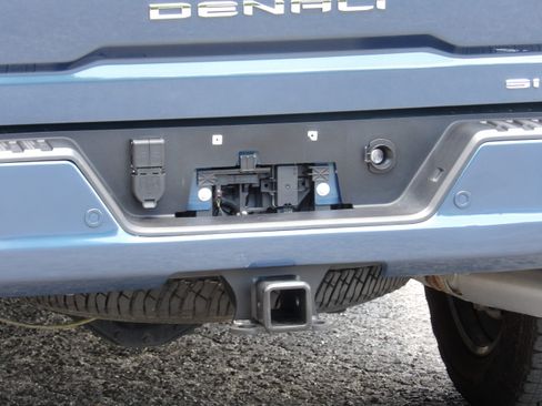 Used 2025 GMC Sierra 2500 4x4 Crew Cab Denali image 20
