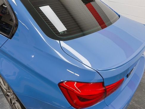 Used 2016 BMW M3 RWD image 15