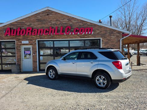 Used 2010 Chevrolet Equinox LT image 1