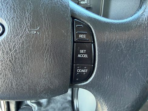 Used 2019 Ford E-350 and Econoline 350 image 16