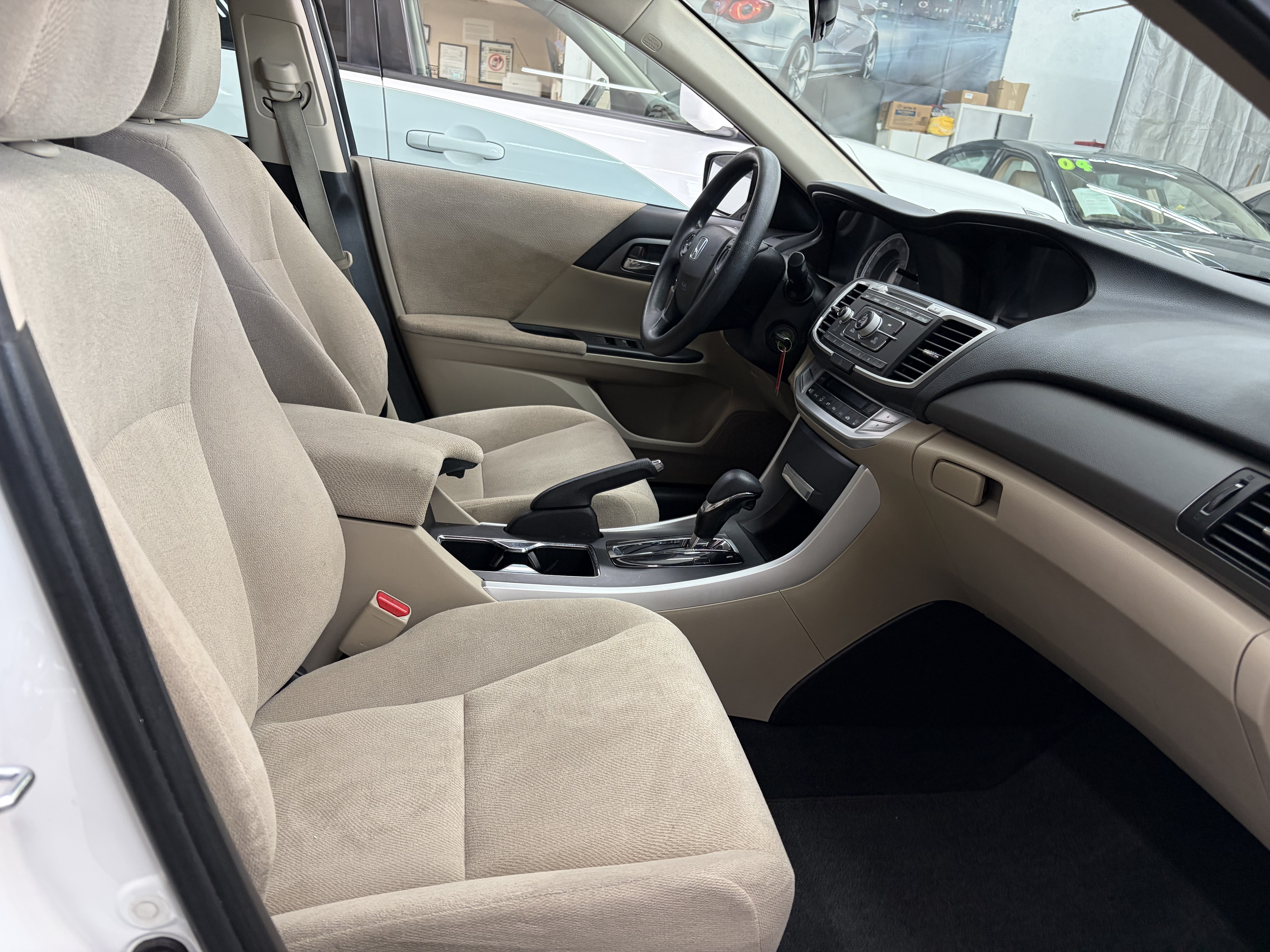 Used 2013 Honda Accord LX Sedan image 15