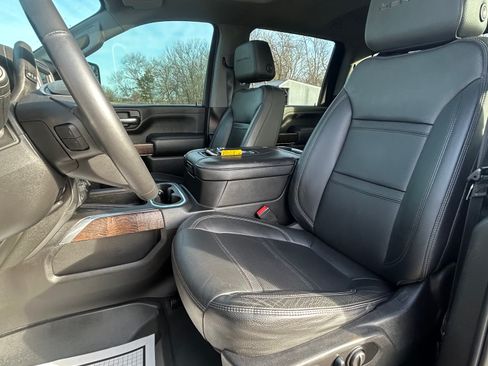 Used 2022 GMC Sierra 2500 Denali image 11