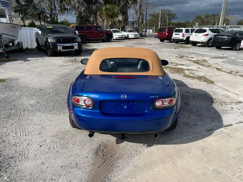 Used 2006 MAZDA MX-5 Miata image 3