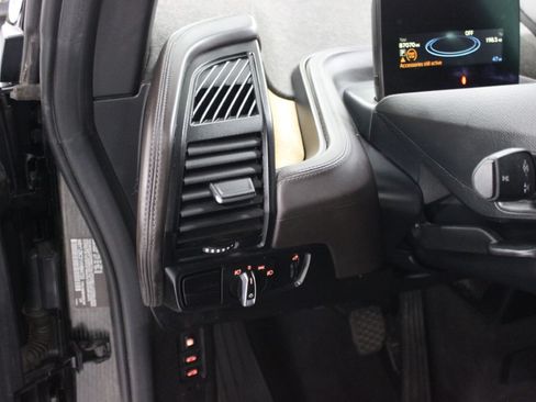 Used 2017 BMW i3 w/ Range Extender RWD image 21