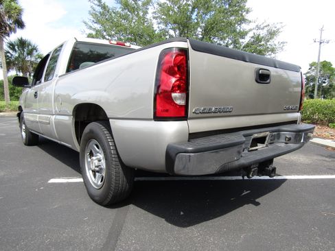 Used 2004 Chevrolet Silverado 1500 2WD Extended Cab image 3