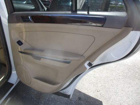 Used 2006 Mercedes-Benz ML 500 image 12