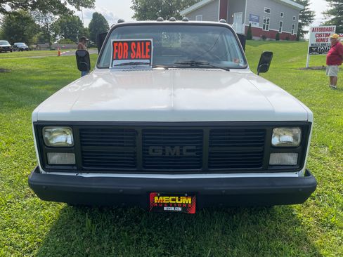 Used 1988 GMC Sierra 3500 2WD Regular Cab image 4