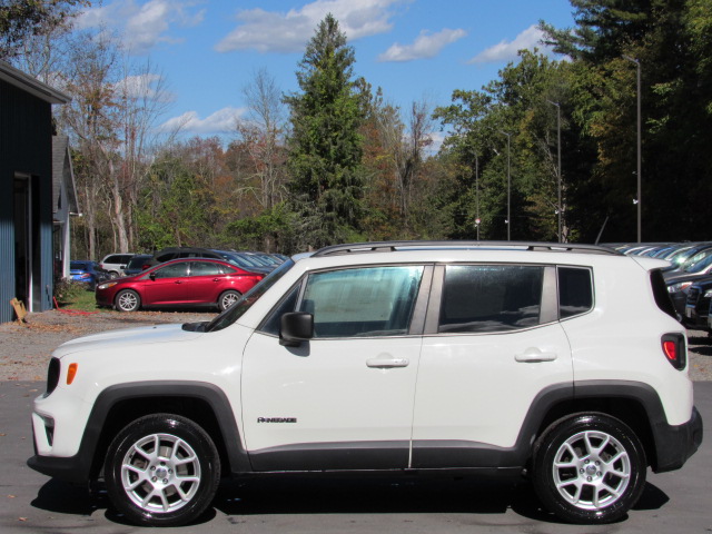 Used 2019 Jeep Renegade 4WD Sport image 4