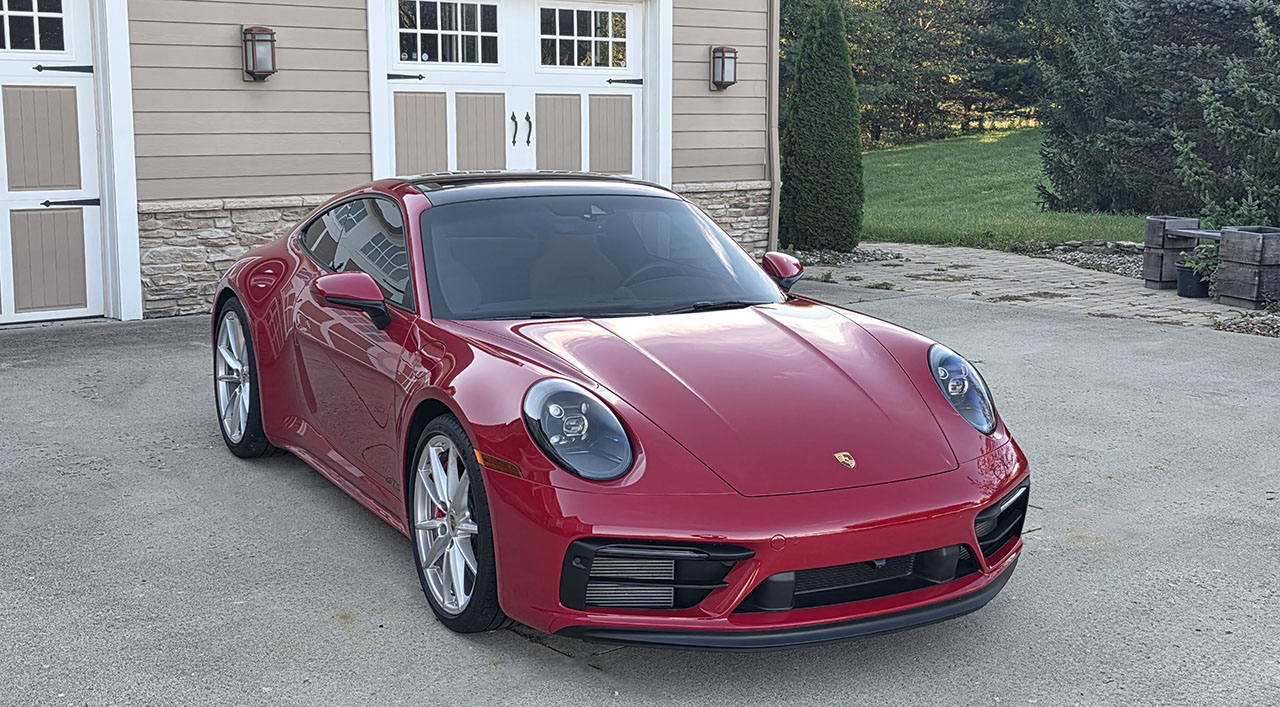 Used 2022 Porsche 911 Carrera GTS Coupe RWD image 7