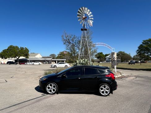 Used 2013 Ford Focus ST image 3