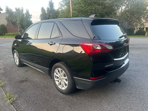 Used 2019 Chevrolet Equinox LS image 59