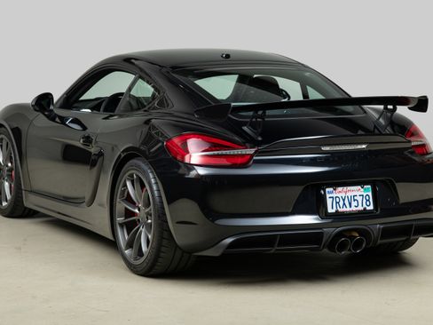 Used 2016 Porsche Cayman GT4 image 5