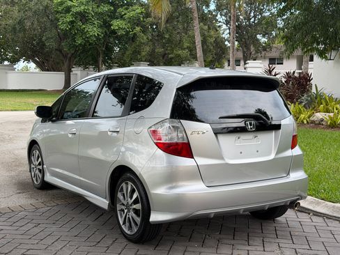 Used 2013 Honda Fit Sport image 3