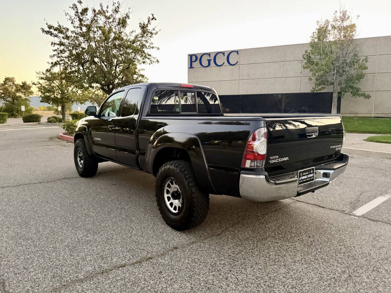 Used 2012 Toyota Tacoma 2WD Access Cab w/ TRD Package image 12