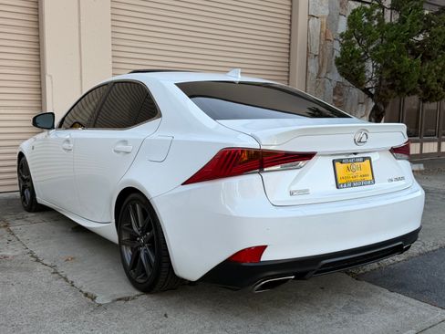Used 2017 Lexus IS 200t F Sport image 2