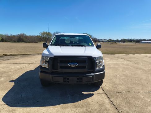 Used 2016 Ford F150 image 2