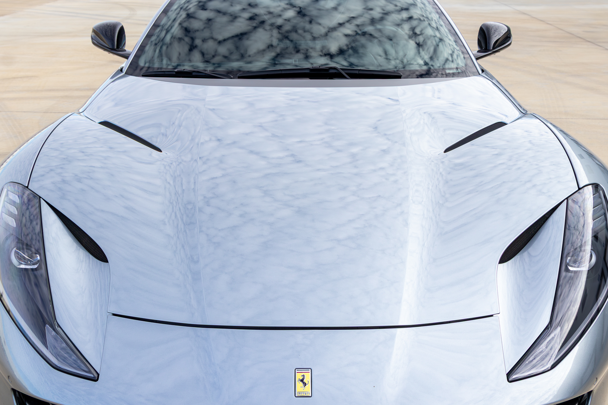 Used 2018 Ferrari 812 Superfast RWD image 11