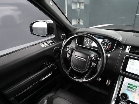 Used 2022 Land Rover Range Rover Sport SVR image 25