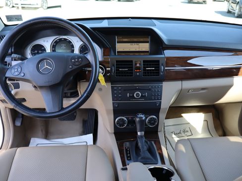 Used 2012 Mercedes-Benz GLK 350 image 18