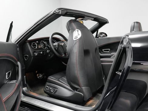 Used 2013 Bentley Continental GTC image 35