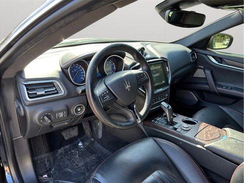 Used 2019 Maserati Ghibli S GranLusso image 6