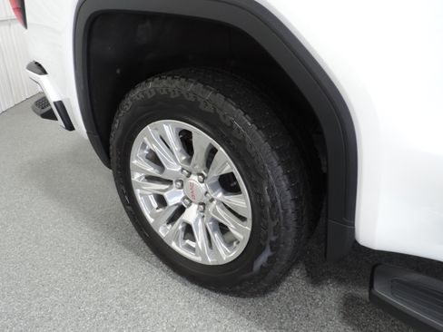Used 2025 GMC Sierra 1500 4x4 Crew Cab Denali image 18