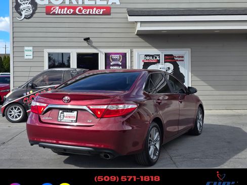 Used 2016 Toyota Camry FWD image 8