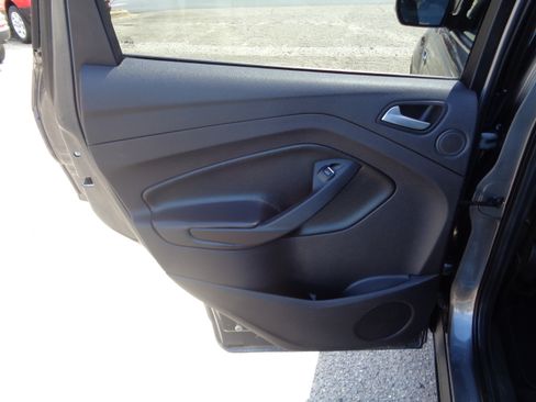 Used 2014 Ford Escape Titanium image 24