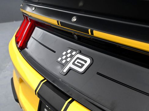 Used 2018 Ford Mustang GT image 17