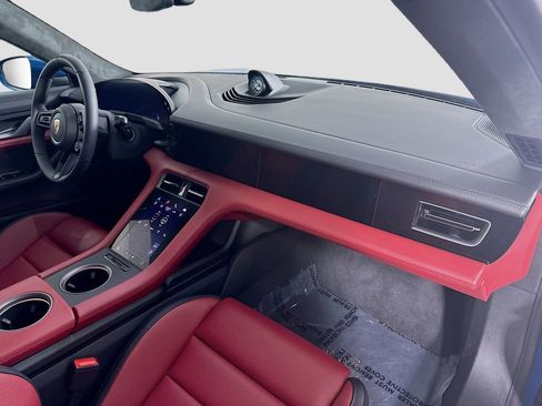 New 2026 Porsche Taycan 4S image 32