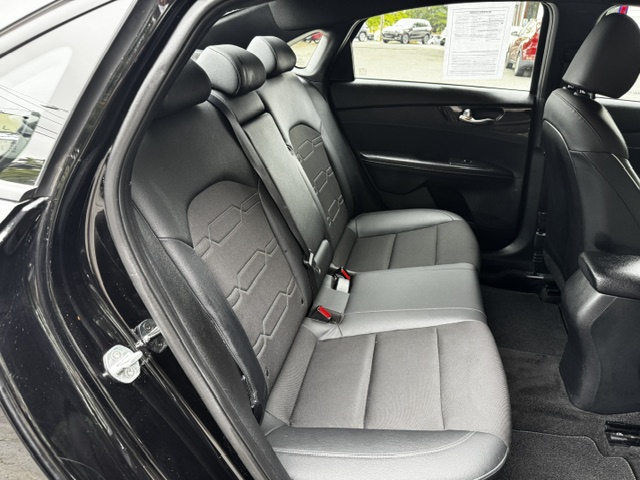 Used 2020 Kia Forte GT-Line Sedan FWD image 14