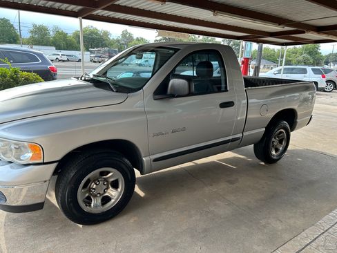 Used 2005 Dodge Ram 1500 Truck 2WD Regular Cab ST image 2