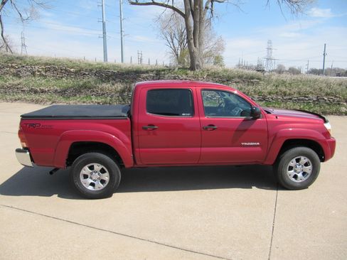 Used 2007 Toyota Tacoma TRD Off-Road image 29