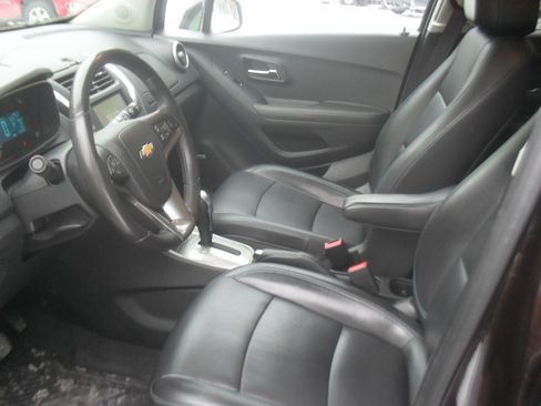 Used 2016 Chevrolet Trax LTZ image 7