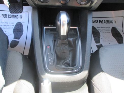 Used 2018 Volkswagen Jetta S image 7