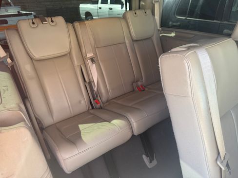 Used 2007 Ford Expedition XLT image 9